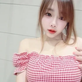 屏東定點茶-趙露思1